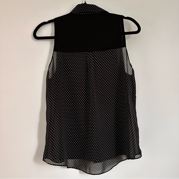 MINKPINK Sleeveless Semi Sheer Collared Blouse - Picture 2 of 13